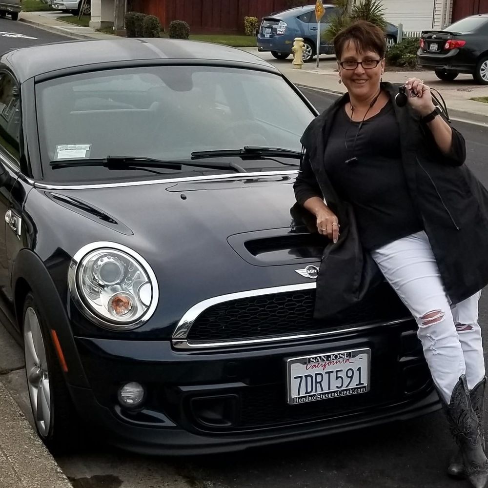 Meet your Posher, Shelley